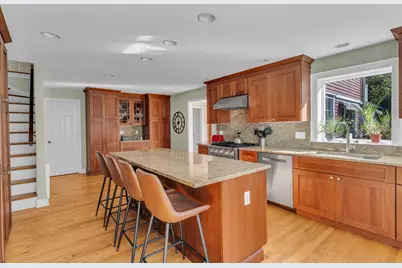 1060 Ridge Road, Hamden, CT 06517 - Photo 17