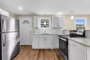 70 Ashford St, Hartford, CT 06120 - Photo 9