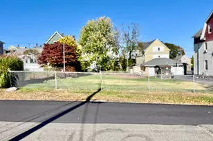 70 Vail St, Waterbury, CT 06708 - Photo 7