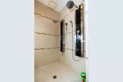 7 Gibson Avenue, Narragansett, RI 02882 - Photo 17