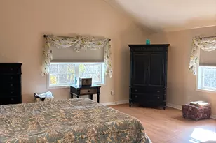 1130 Hanover Ave, Meriden, CT 06451 - Photo 5