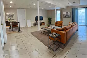 1130 Hanover Ave, Meriden, CT 06451 - Photo 15