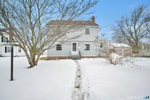 37 Dobson Cir, Middletown, CT 06457 - Photo 1