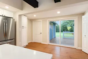 11A/11B Pond Circle Rd, Westbrook, CT 06498 - Photo 7