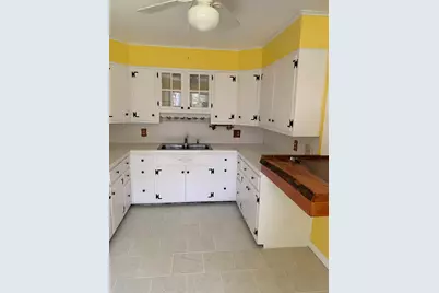 13 Curtis Street, Norwich, CT 06360 - Photo 7