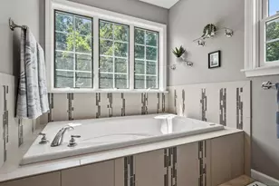 25 Suzy Ct, Meriden, CT 06451 - Photo 21