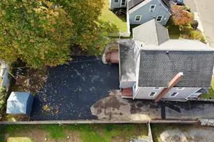 37 Goodyear Ave, Naugatuck, CT 06770 - Photo 3