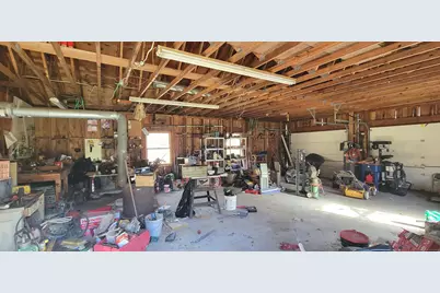 118 Bloomingdale Road, Waterford, CT 06375 - Photo 15