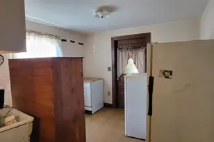 118 Bloomingdale Rd, Waterford, CT 06375 - Photo 11