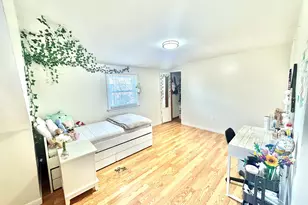 53 Beverly Dr, Bridgeport, CT 06610 - Photo 7