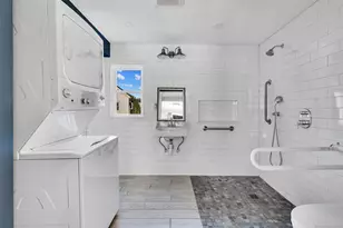 271 W River St, Milford, CT 06461 - Photo 15