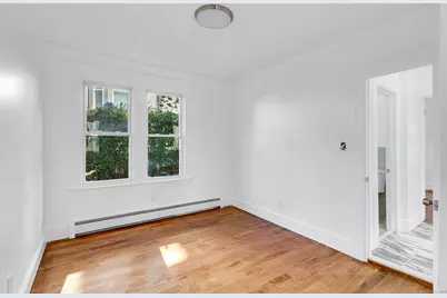 20 Coe Street, Waterbury, CT 06704 - Photo 13