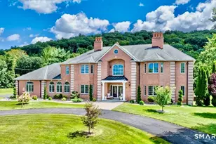 24 Hunting Ridge Dr, Simsbury, CT 06070 - Photo 1