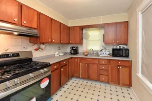 297 Manor Rd, Southbury, CT 06488 - Photo 9