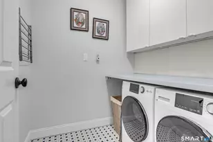 63 Broad St, Guilford, CT 06437 - Photo 25