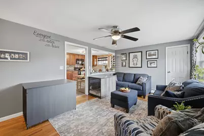 32 Magnolia Drive, Enfield, CT 06082 - Photo 7