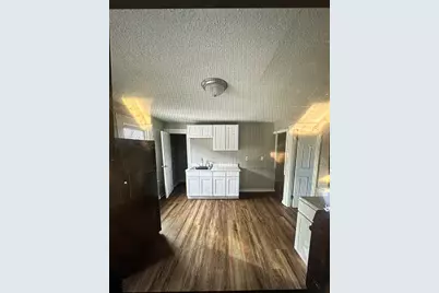 354 Blatchley Avenue, New Haven, CT 06513 - Photo 5