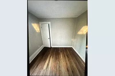 354 Blatchley Avenue, New Haven, CT 06513 - Photo 7