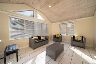 36 Ford St, Hamden, CT 06517 - Photo 9