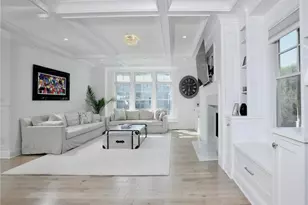 1 Home Pl, Greenwich, CT 06830 - Photo 7