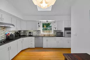 21 Farview Ave, Old Saybrook, CT 06475 - Photo 11