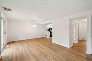 11 Mallard Cir, Simsbury, CT 06081 - Photo 5