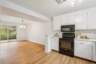 11 Mallard Cir, Simsbury, CT 06081 - Photo 7