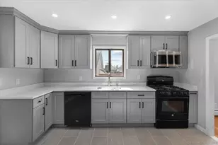 88 Horton St, Stamford, CT 06902 - Photo 3