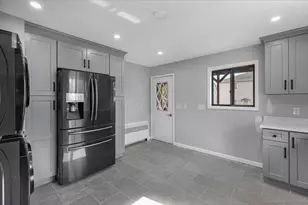 88 Horton St, Stamford, CT 06902 - Photo 5