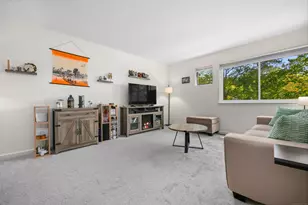 34 Sunrise Hill Rd, Norwalk, CT 06851 - Photo 5