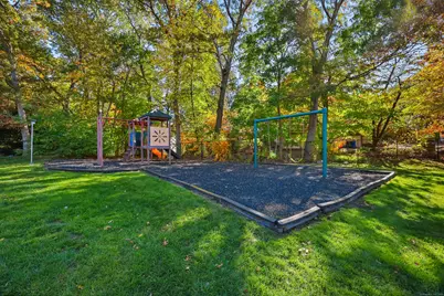 34 Sunrise Hill Road #34, Norwalk, CT 06851 - Photo 23