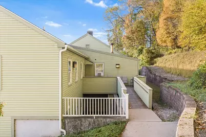 620 Norwich New London Turnpike, Montville, CT 06382 - Photo 7