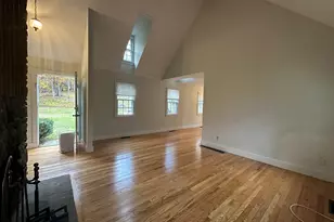 25 Elephant Rock Rd, Woodbury, CT 06798 - Photo 5