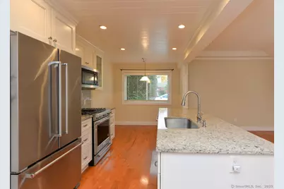 862 Heritage Village #A, Southbury, CT 06488 - Photo 7