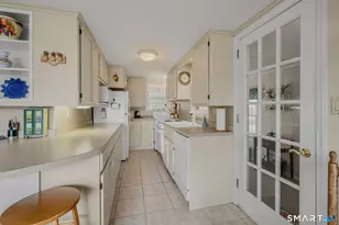 54 Sea Crest Ave, East Lyme, CT 06357 - Photo 9