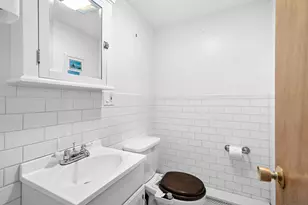 2630 Boston Post Rd, Darien, CT 06820 - Photo 31