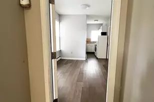 58 Washington St, Middletown, CT 06457 - Photo 3