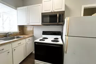 58 Washington St, Middletown, CT 06457 - Photo 5