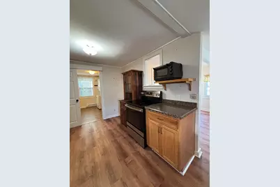 11 West Street, East Hampton, CT 06424 - Photo 11