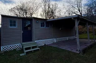 11 West St, East Hampton, CT 06424 - Photo 21