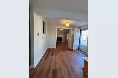 11 West Street, East Hampton, CT 06424 - Photo 5