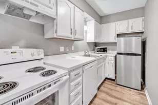 155 Short Beach Rd, Stratford, CT 06615 - Photo 7