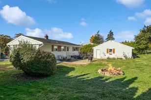 233 Oak Ridge Dr, Middletown, CT 06457 - Photo 7