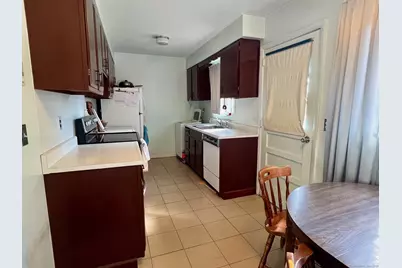 12 Corbin Road, East Haven, CT 06512 - Photo 5