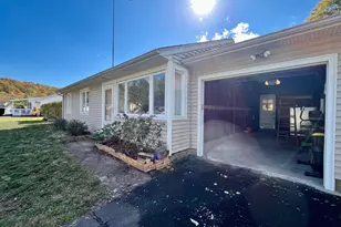 12 Corbin Rd, East Haven, CT 06512 - Photo 19