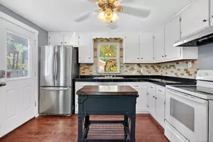 21 King Ct, Enfield, CT 06082 - Photo 3