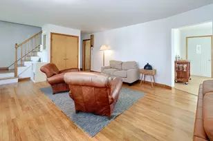 560 Fairfield Beach Rd, Fairfield, CT 06824 - Photo 11