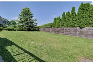 560 Fairfield Beach Rd, Fairfield, CT 06824 - Photo 37