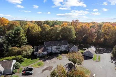 213 Oakland Street #APT D, Manchester, CT 06042 - Photo 1