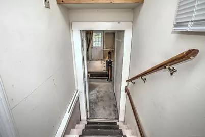 65 Westfield Street, West Haven, CT 06516 - Photo 9